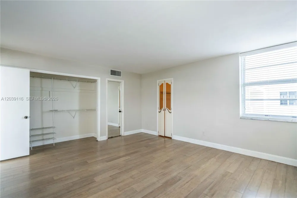 9500 W Bay Harbor Dr #7D Bay Harbor Islands, FL 33154