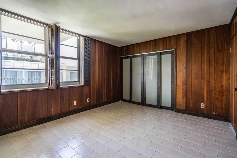 9500 W Bay Harbor Dr #7D Bay Harbor Islands, FL 33154