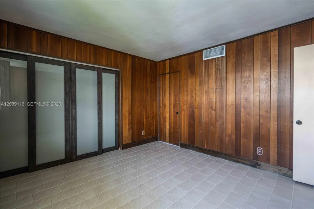 9500 W Bay Harbor Dr #7D Bay Harbor Islands, FL 33154