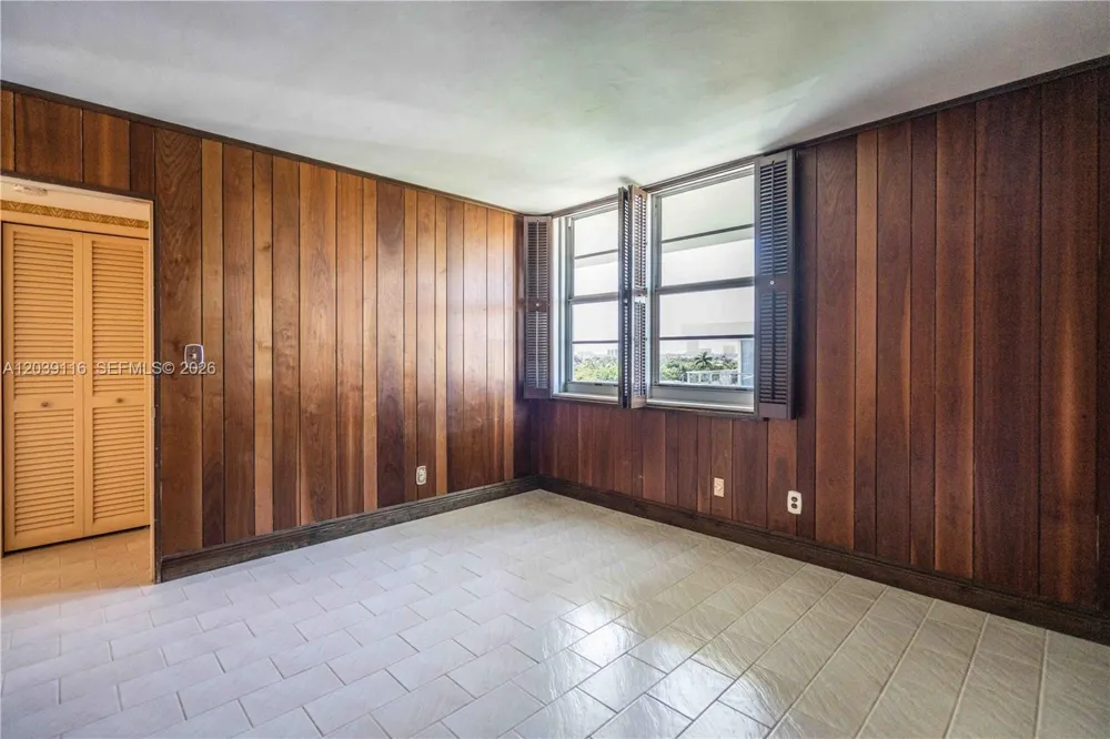 9500 W Bay Harbor Dr #7D Bay Harbor Islands, FL 33154