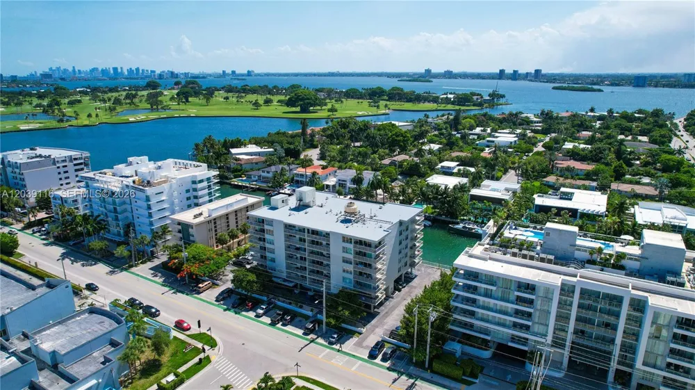9500 W Bay Harbor Dr #7D Bay Harbor Islands, FL 33154