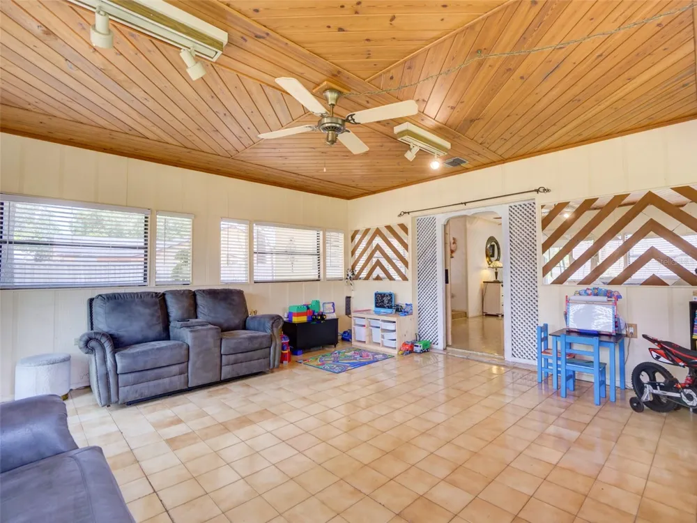 440 E CITRUS STREET Altamonte Springs, FL 32701