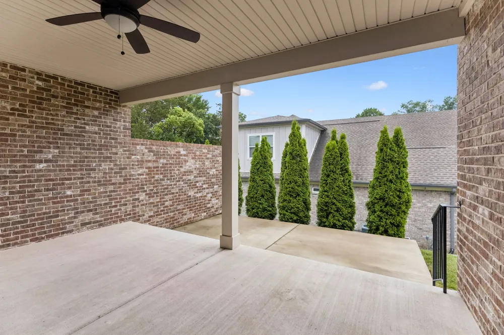 5000 Harbor Reserve Cv Hermitage, TN 37076