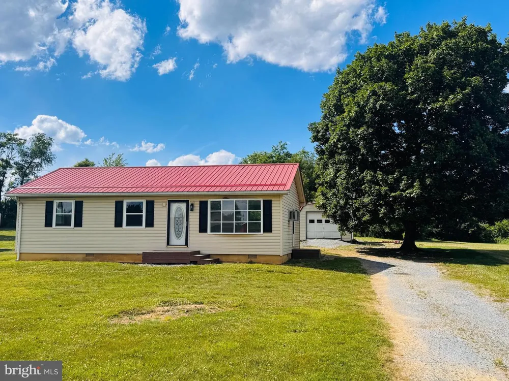 211 FAIR LN Winchester, VA 22603