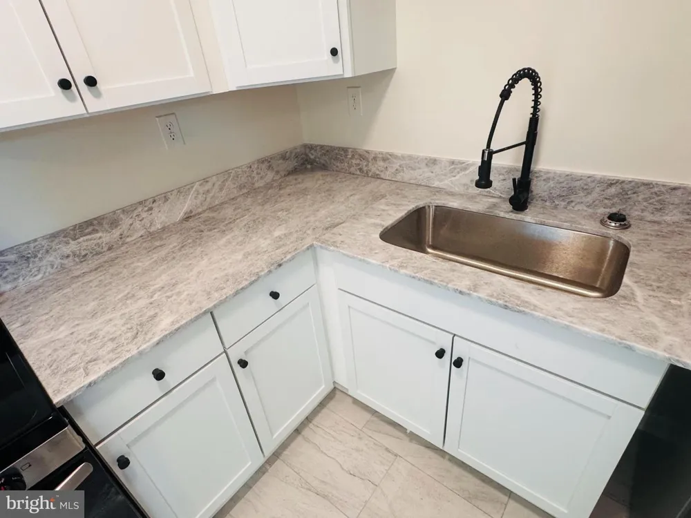 211 FAIR LN Winchester, VA 22603