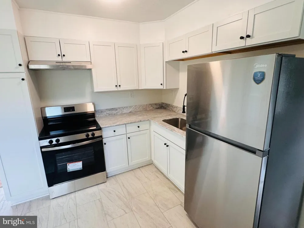 211 FAIR LN Winchester, VA 22603