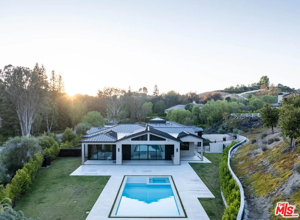 24227 Bridle Trail Road Hidden Hills, CA 91302