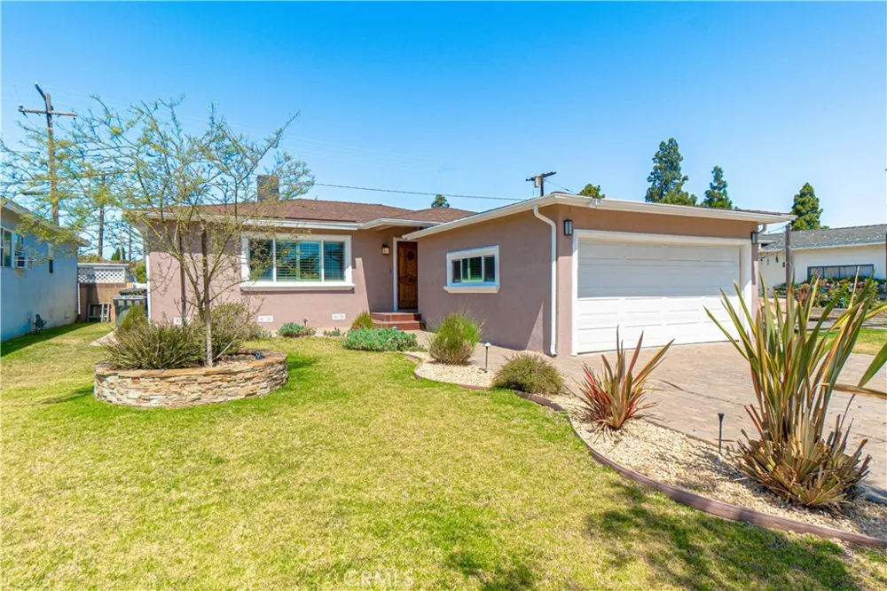 16205 Wilkie Avenue Torrance, CA 90504