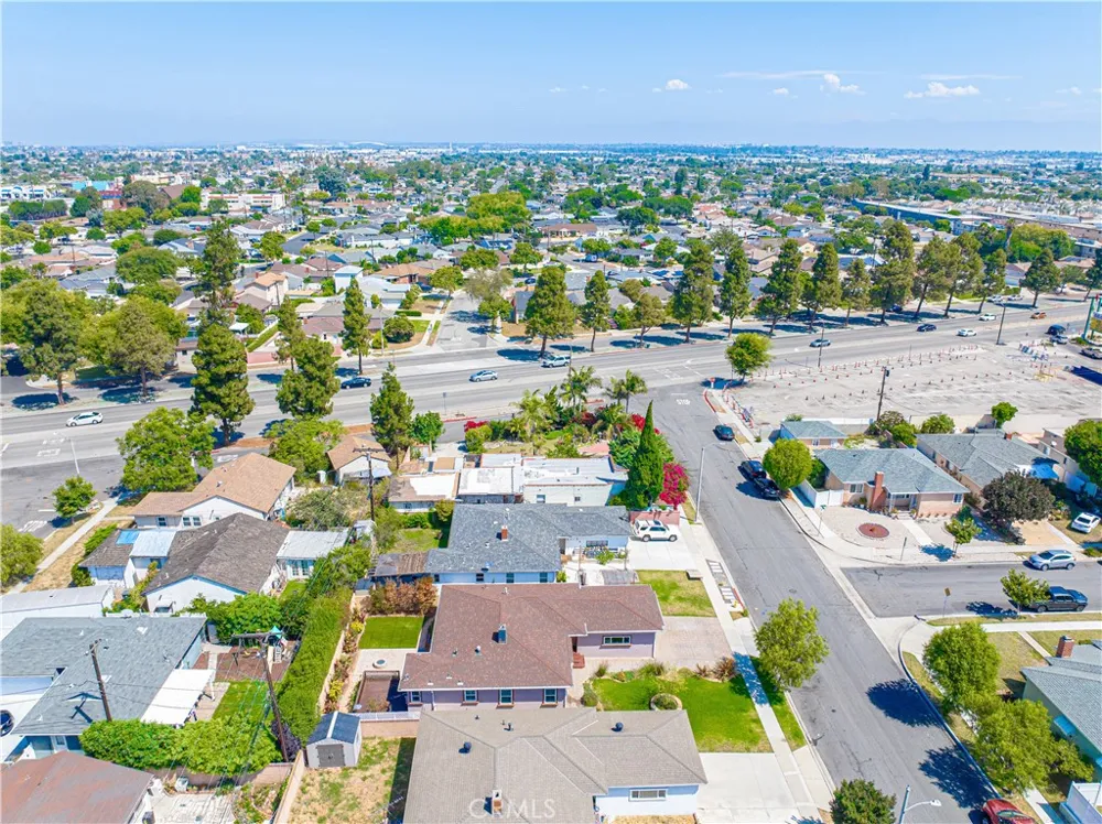 16205 Wilkie Avenue Torrance, CA 90504
