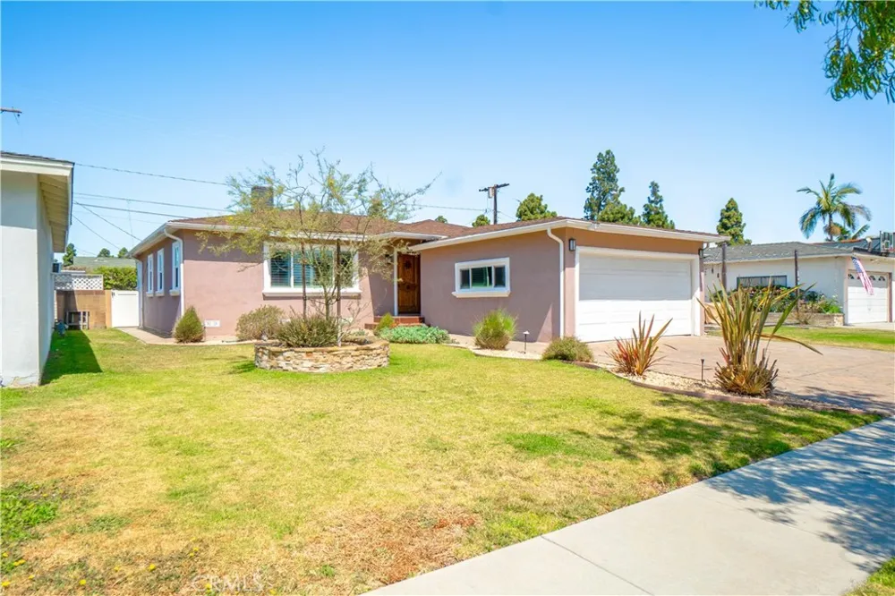 16205 Wilkie Avenue Torrance, CA 90504