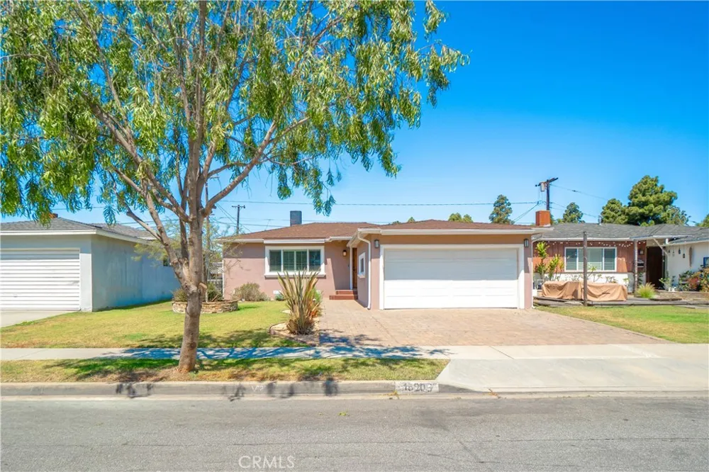 16205 Wilkie Avenue Torrance, CA 90504