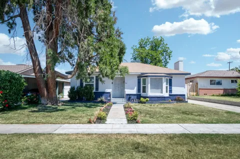934 W Terrace Avenue