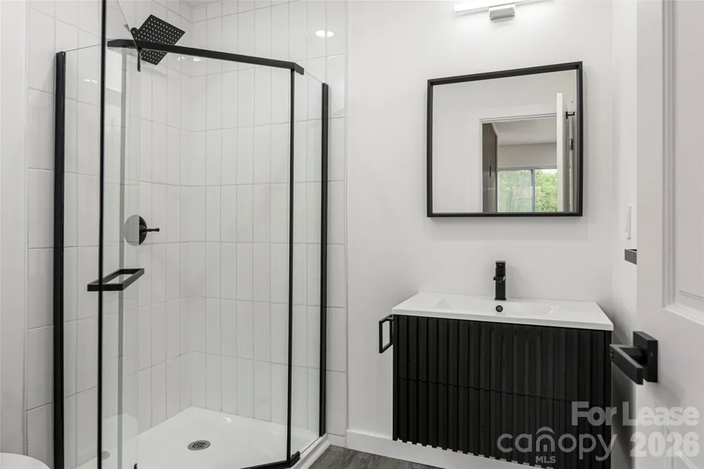 286 Berkeley Road Hendersonville, NC 28792