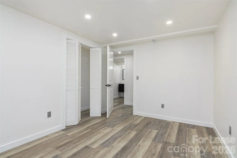 286 Berkeley Road Hendersonville, NC 28792
