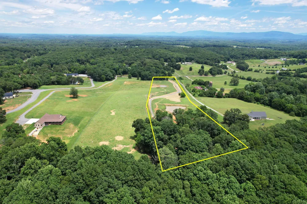 4 Hughes Road SE Cleveland, TN 37323