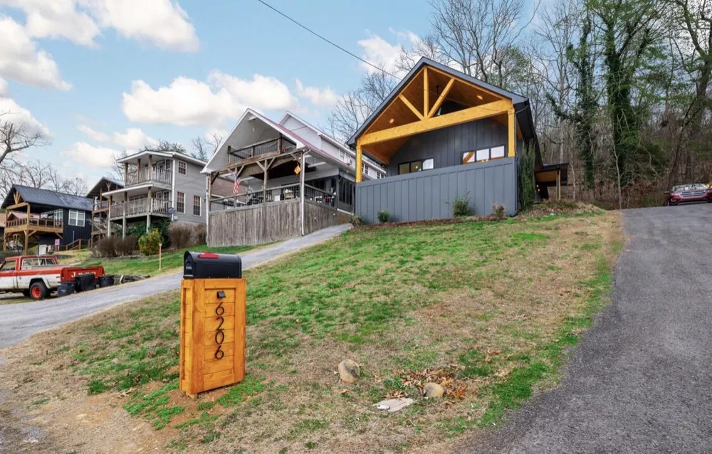 6206 Lynn Road Harrison, TN 37341