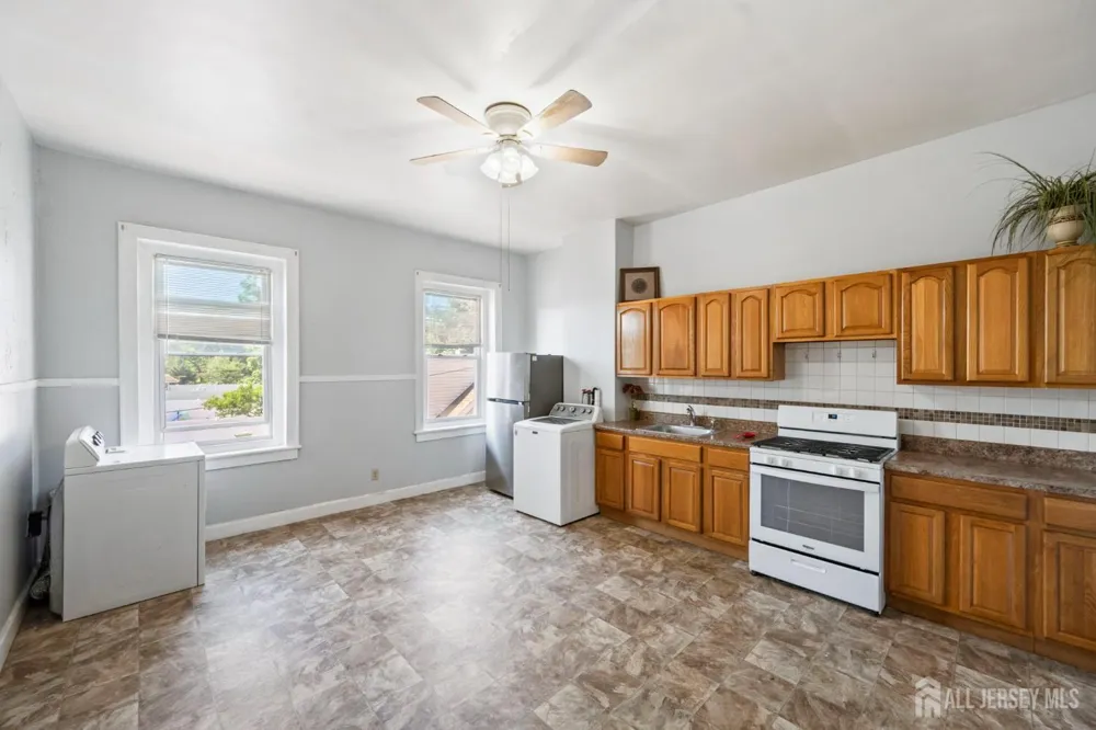 107 Macarthur Avenue #4B Sayreville, NJ 08872