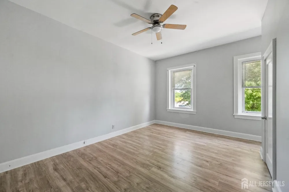 107 Macarthur Avenue #4B Sayreville, NJ 08872