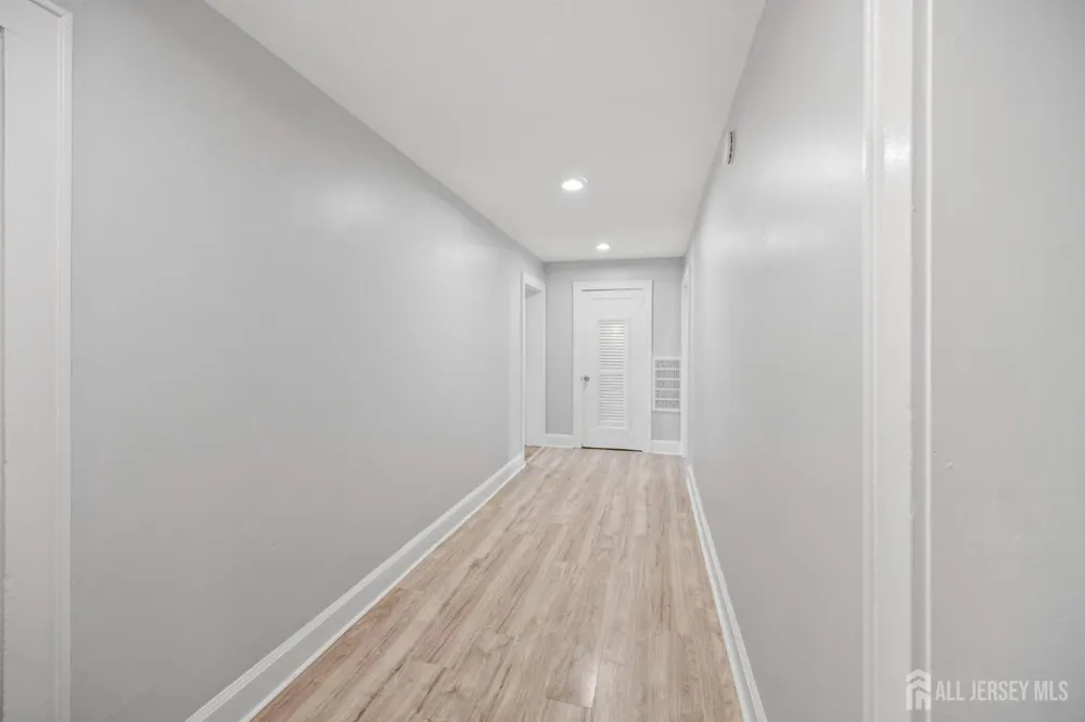 107 Macarthur Avenue #4B Sayreville, NJ 08872