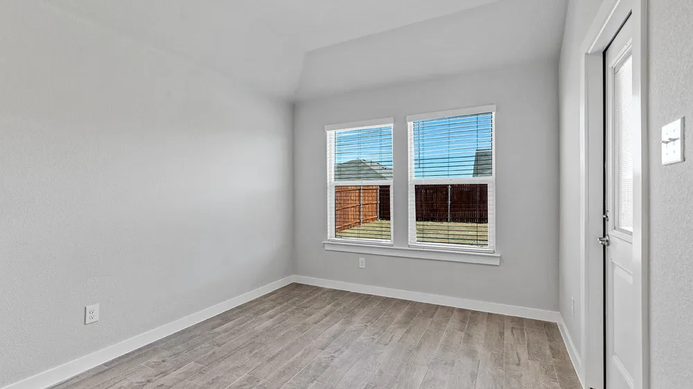 2809 HAWK DRIVE Denton, TX 76205