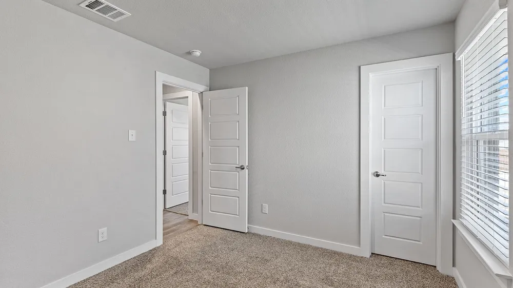 2809 HAWK DRIVE Denton, TX 76205