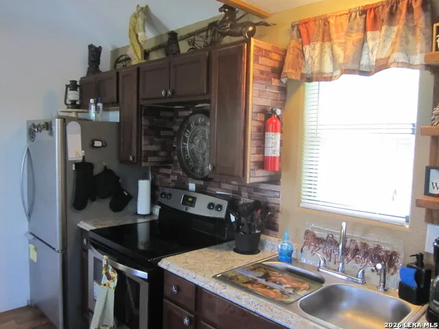477 Paloma Dr. Bandera, TX 78003