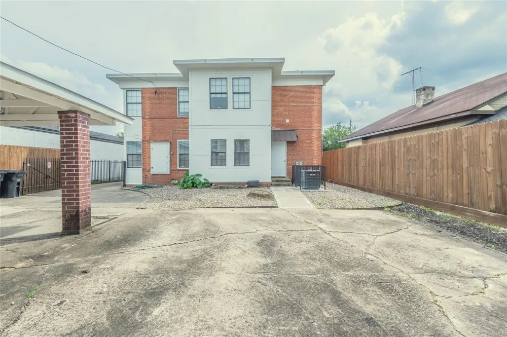 2319 Rosewood Street #A Houston, TX 77004