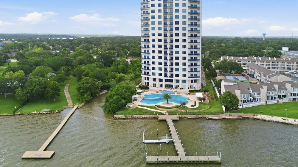 4821 E Nasa Parkway #P4 Seabrook, TX 77586