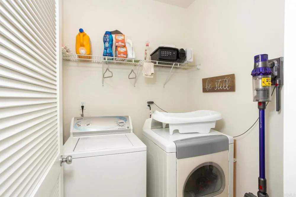 425 S Meadowbrook Dr #123 San Diego, CA 92114