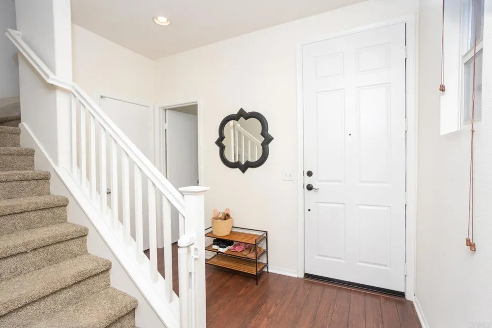 425 S Meadowbrook Dr #123 San Diego, CA 92114