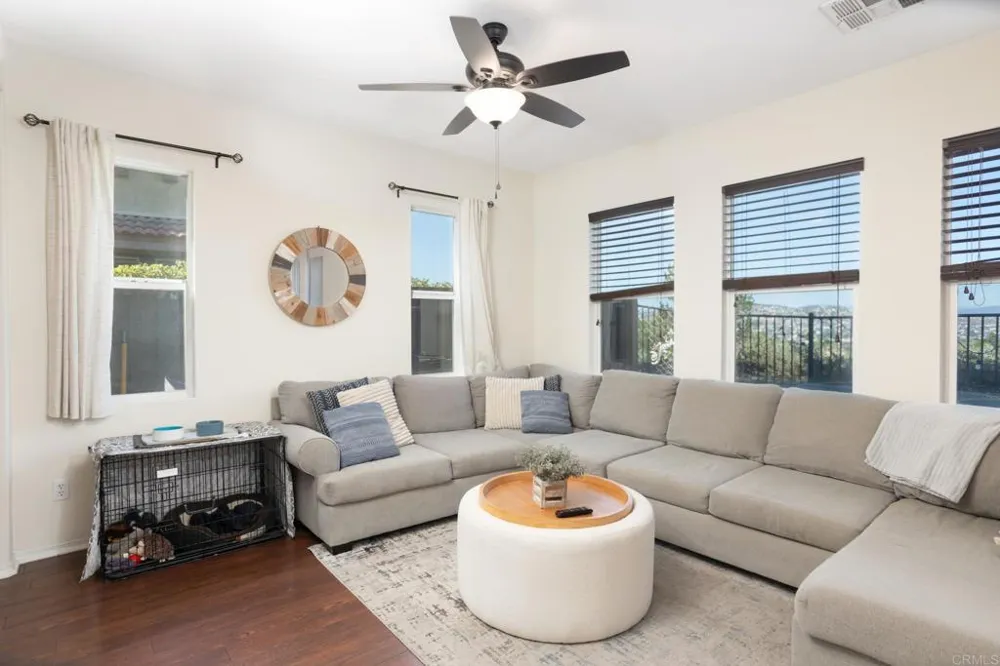 425 S Meadowbrook Dr #123 San Diego, CA 92114