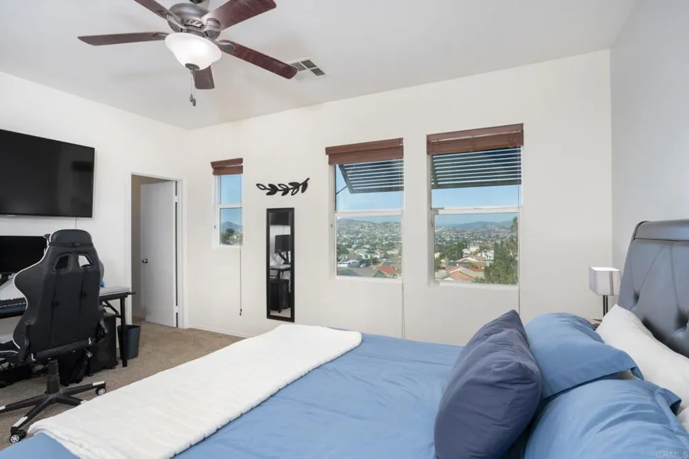 425 S Meadowbrook Dr #123 San Diego, CA 92114