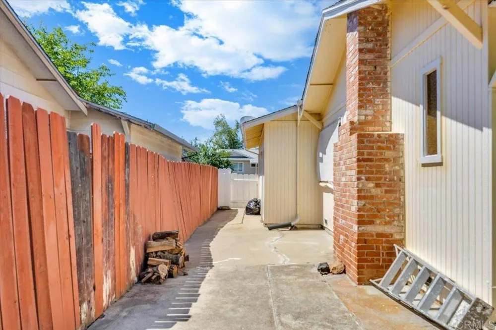 10559 Jim Brady Road Jamestown, CA 95327