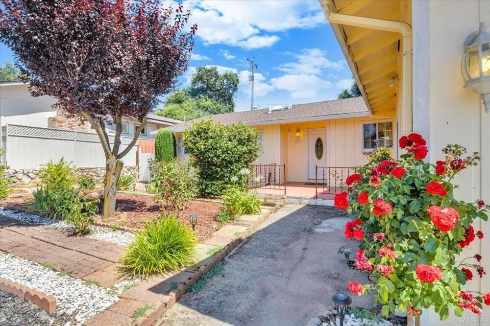 10559 Jim Brady Road Jamestown, CA 95327