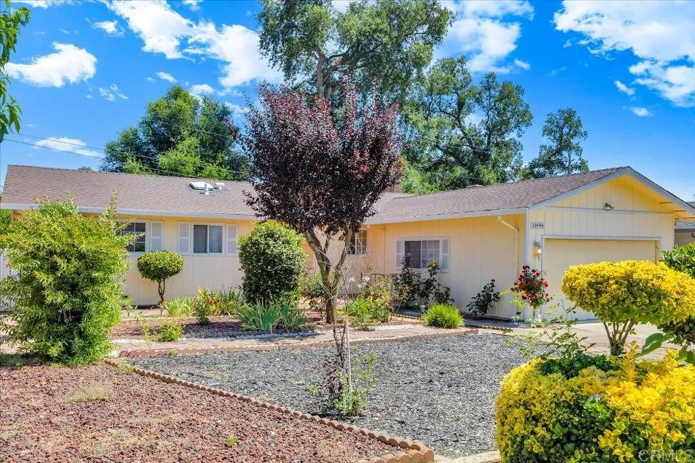 10559 Jim Brady Road Jamestown, CA 95327