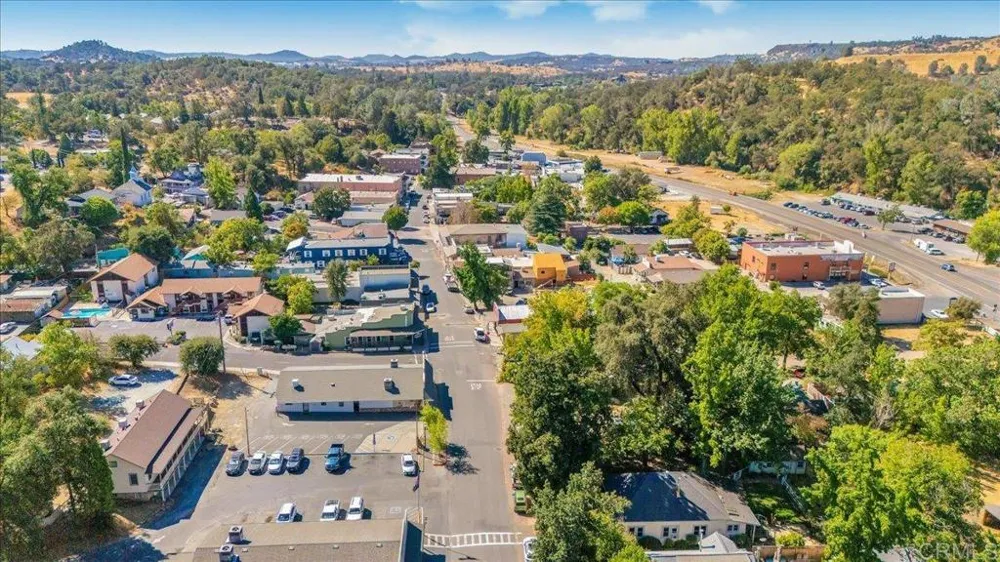 10559 Jim Brady Road Jamestown, CA 95327