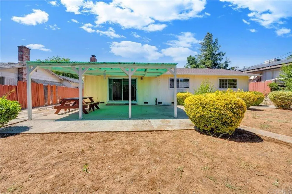 10559 Jim Brady Road Jamestown, CA 95327