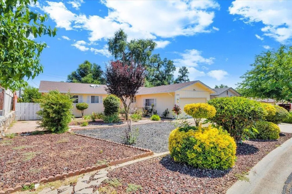 10559 Jim Brady Road Jamestown, CA 95327