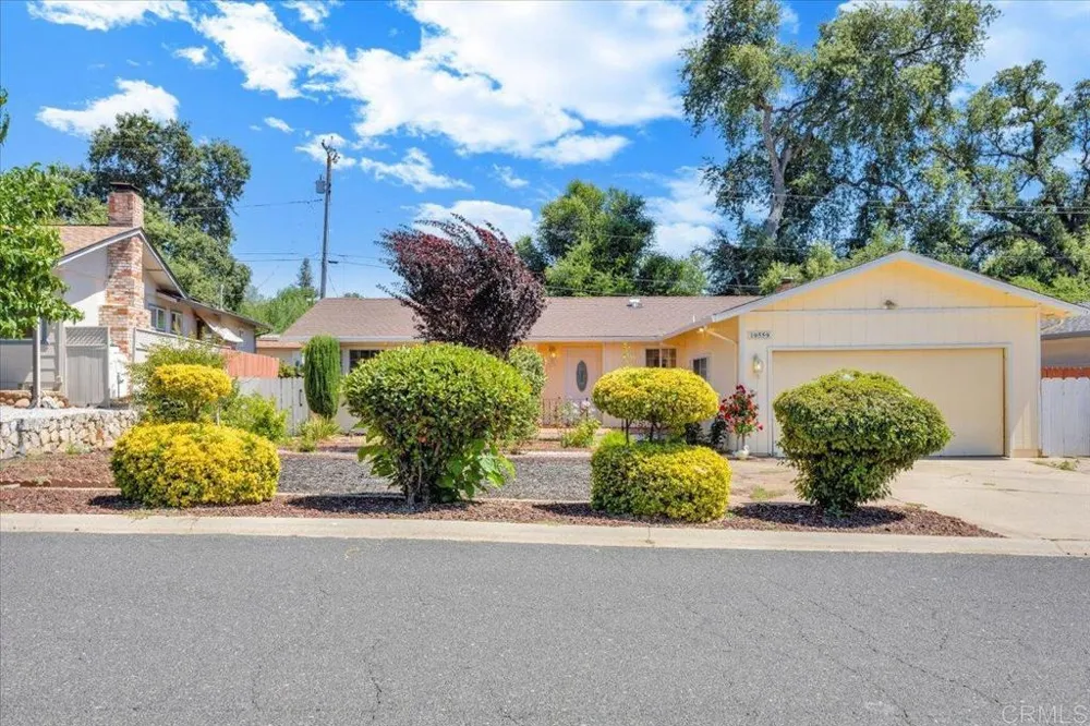 10559 Jim Brady Road Jamestown, CA 95327