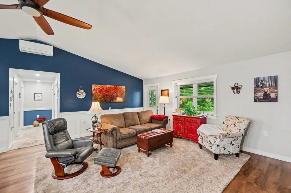22032 Pine Valley Drive Tustin, MI 49688