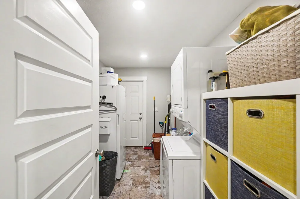 22032 Pine Valley Drive Tustin, MI 49688