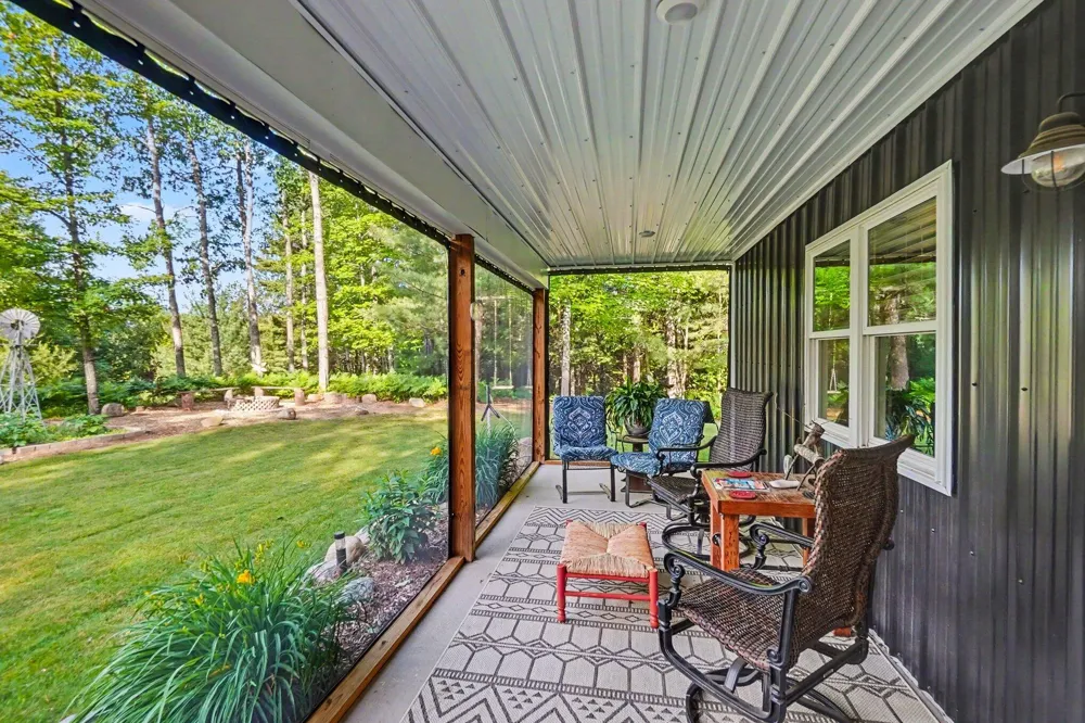 22032 Pine Valley Drive Tustin, MI 49688