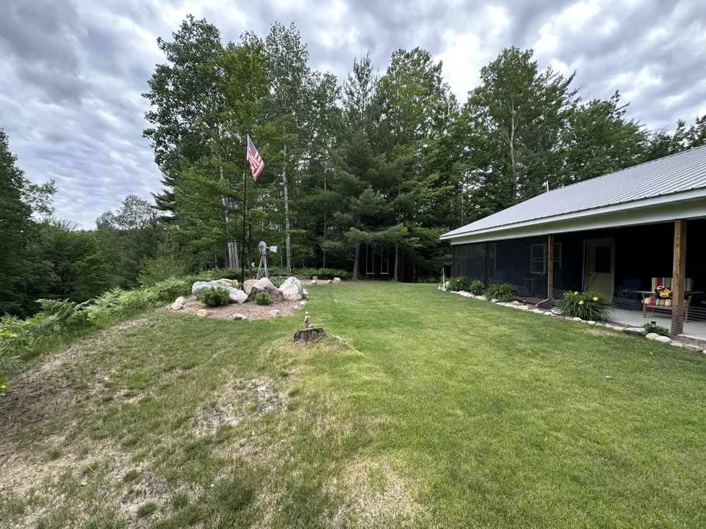 22032 Pine Valley Drive Tustin, MI 49688
