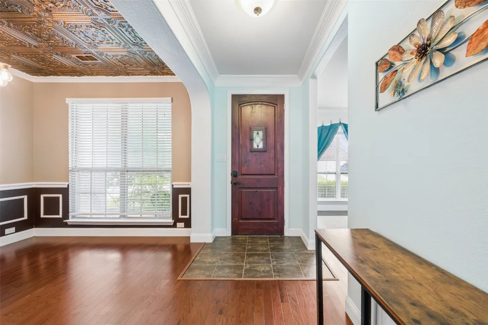 1374 Sandhurst Drive Roanoke, TX 76262