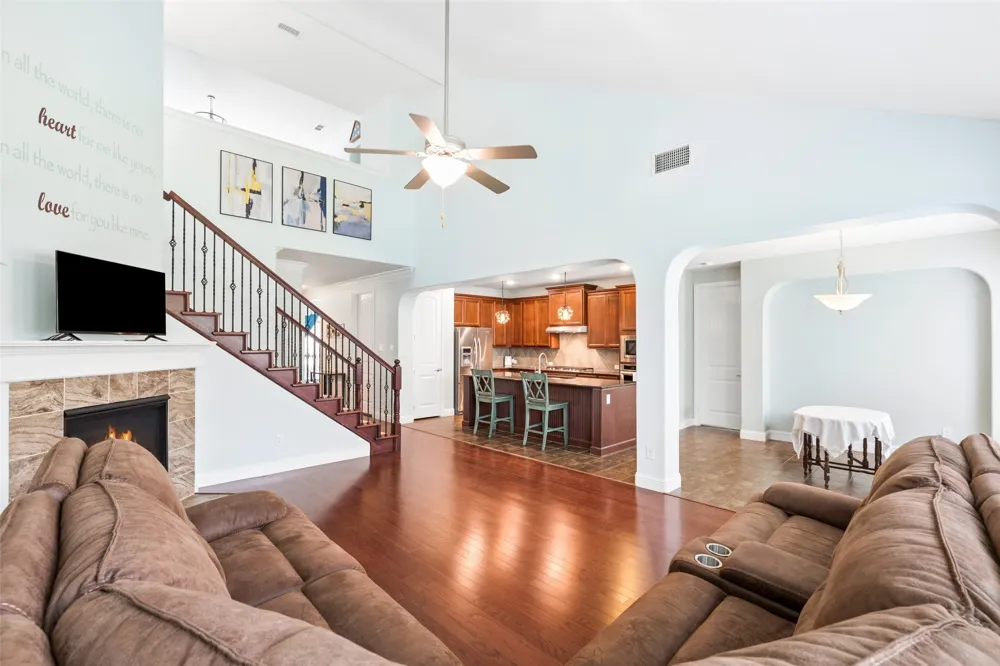 1374 Sandhurst Drive Roanoke, TX 76262