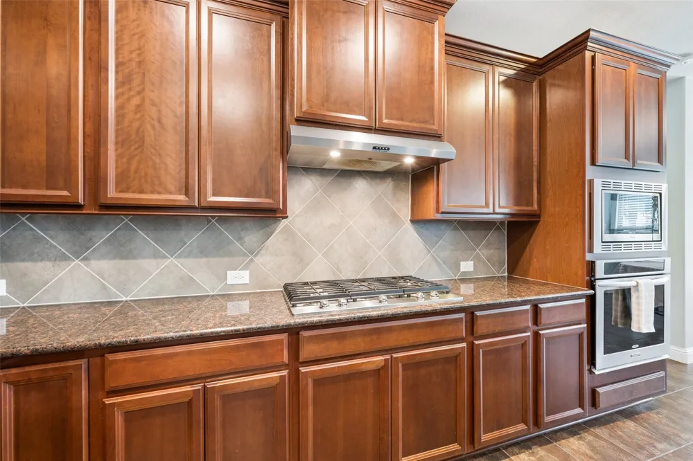 1374 Sandhurst Drive Roanoke, TX 76262
