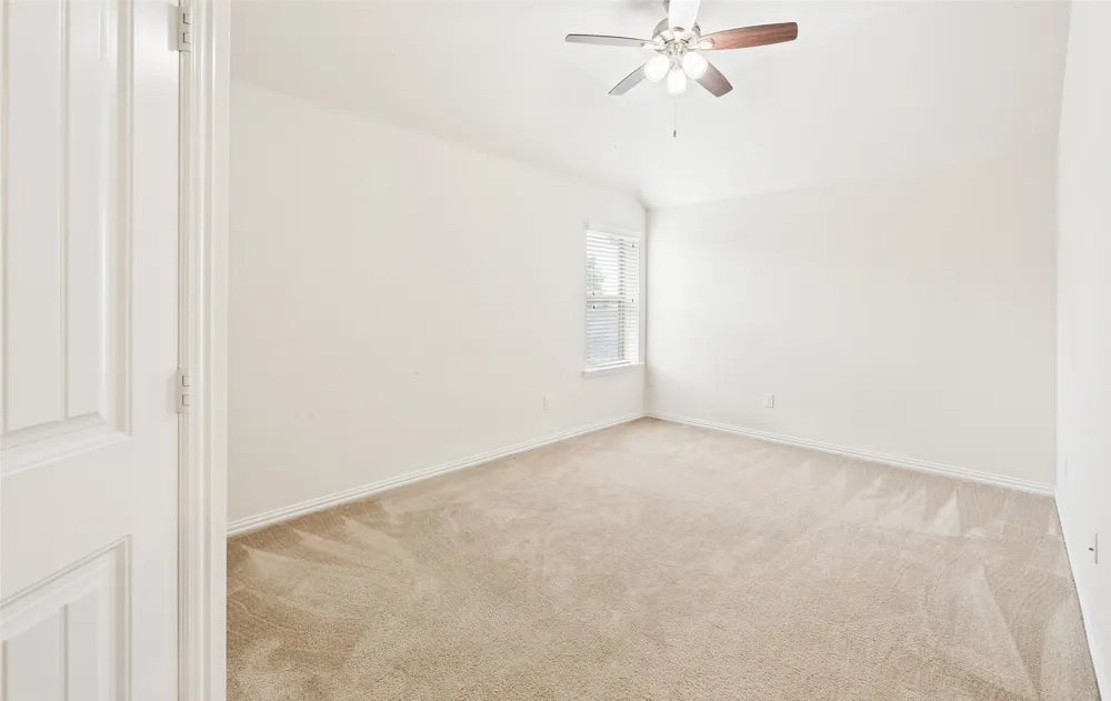 1374 Sandhurst Drive Roanoke, TX 76262