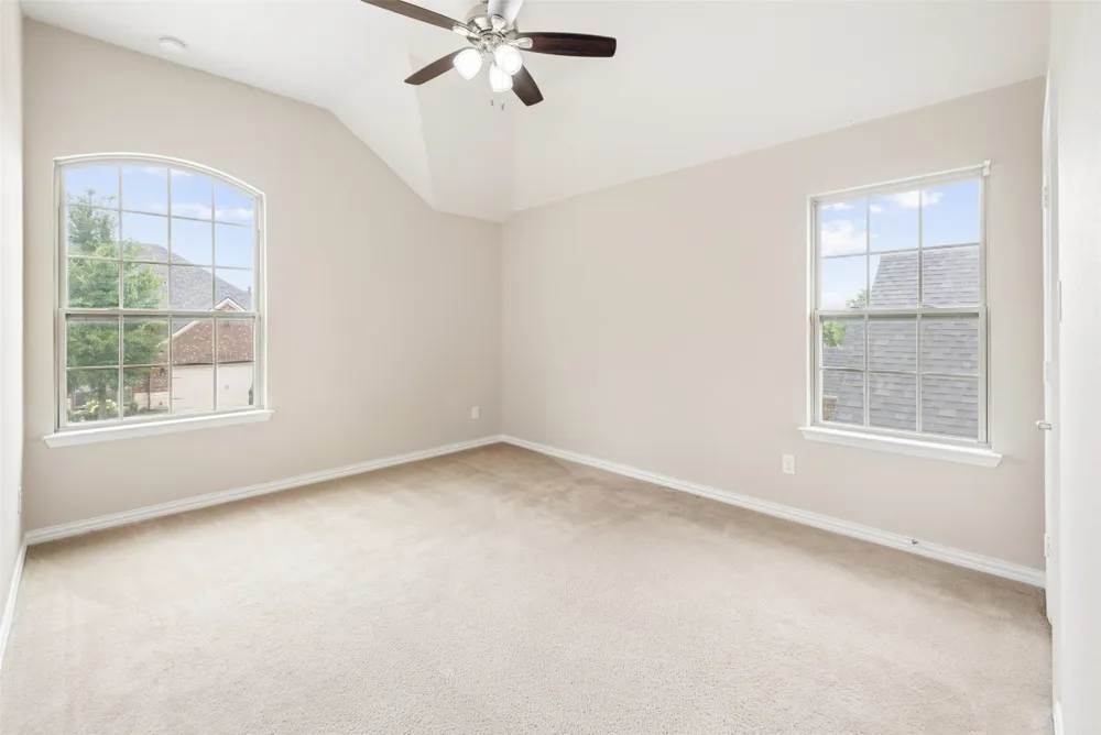 1374 Sandhurst Drive Roanoke, TX 76262