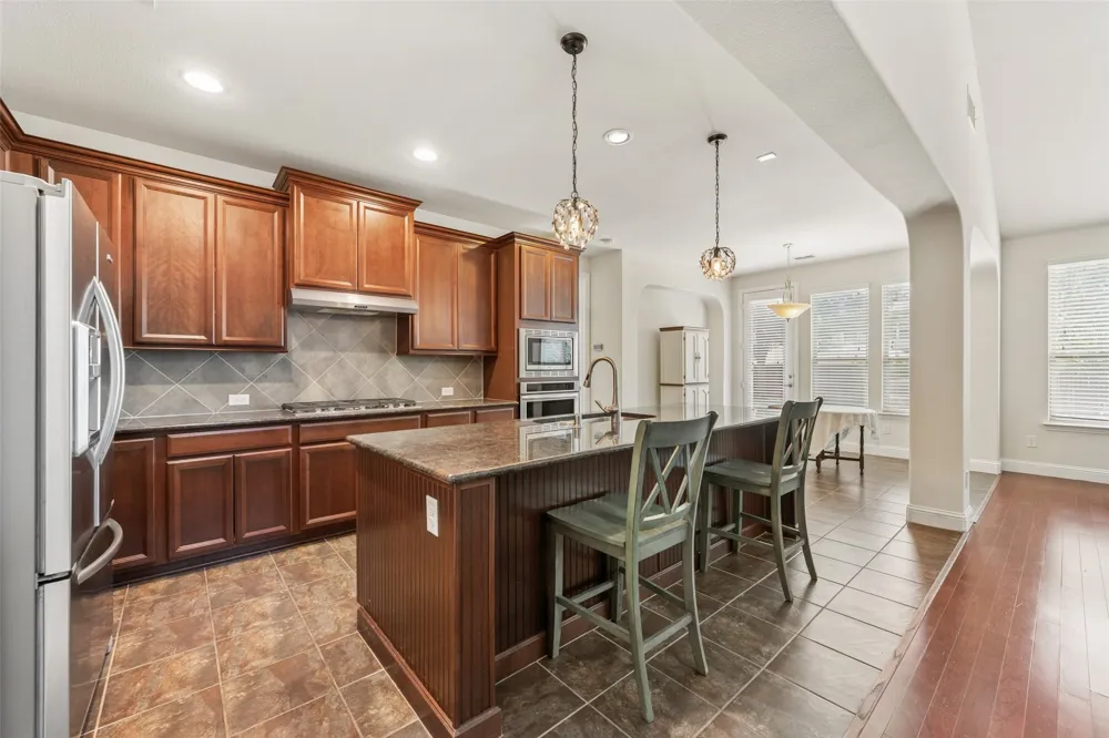 1374 Sandhurst Drive Roanoke, TX 76262