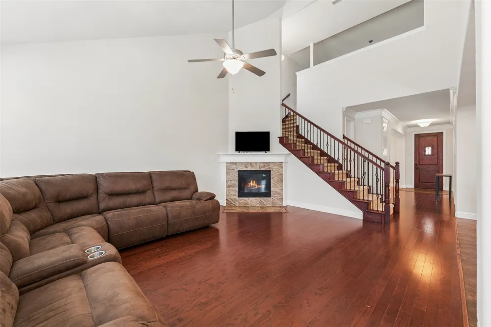 1374 Sandhurst Drive Roanoke, TX 76262